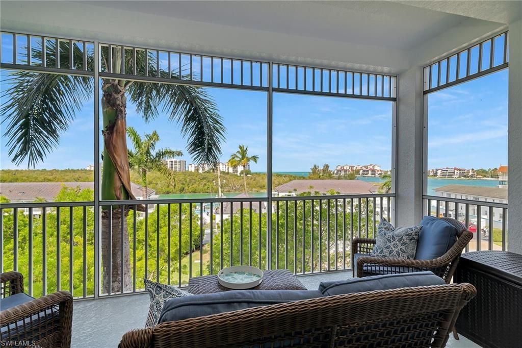 140 Palm St , Unit 403, Marco Island, FL 34145 Photo