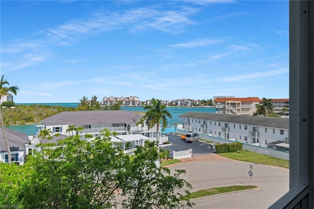 140 Palm St , Unit 403, Marco Island, FL 34145 Photo