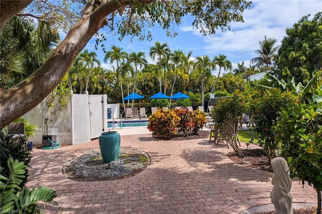 140 Palm St , Unit 403, Marco Island, FL 34145 Photo