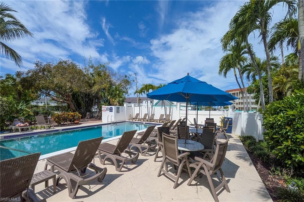 140 Palm St , Unit 403, Marco Island, FL 34145 Photo