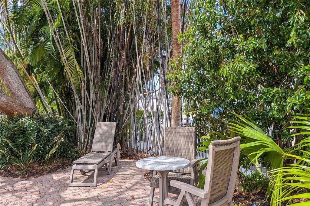 140 Palm St , Unit 403, Marco Island, FL 34145 Photo