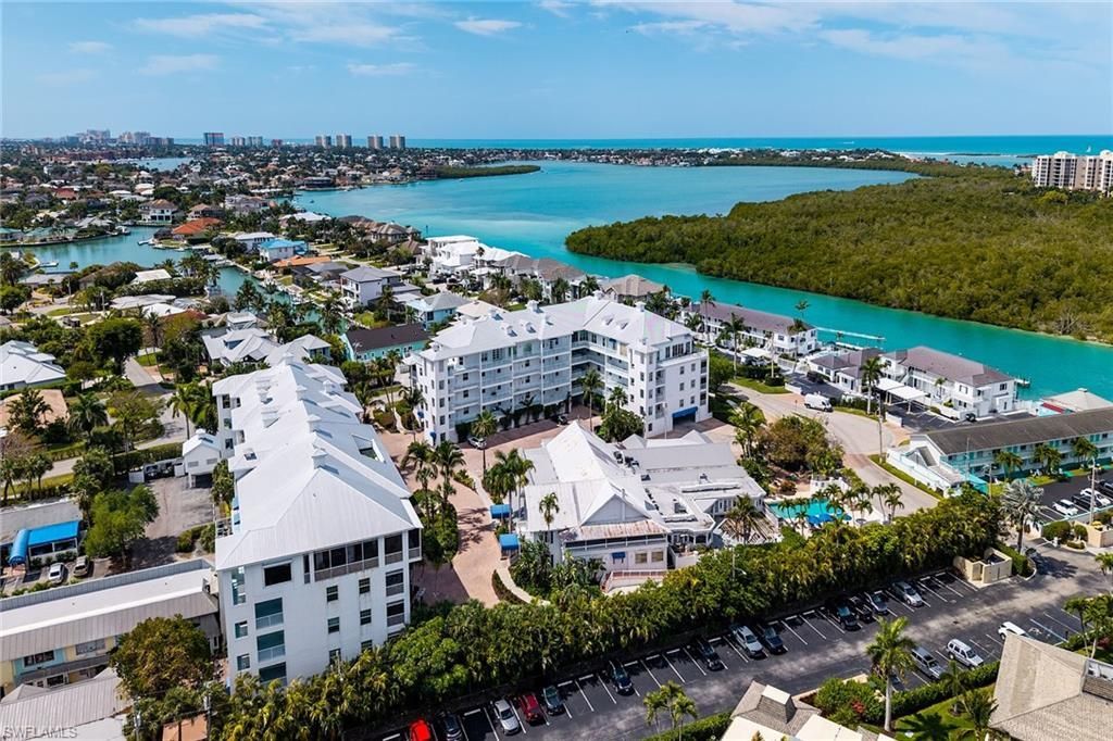 140 Palm St , Unit 403, Marco Island, FL 34145 Photo