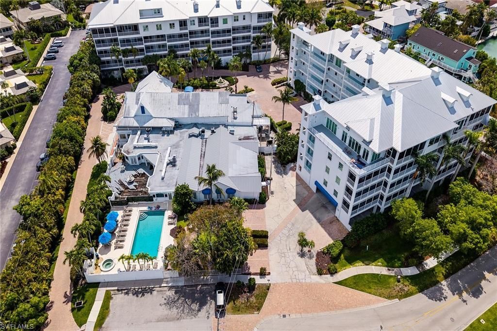 140 Palm St , Unit 403, Marco Island, FL 34145 Photo