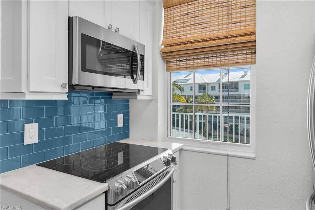 140 Palm St , Unit 403, Marco Island, FL 34145 Photo