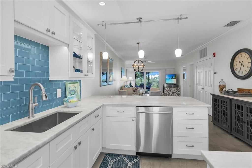 140 Palm St , Unit 403, Marco Island, FL 34145 Photo