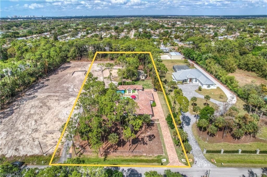 2401 Coach House Ln , Naples, FL 34105 Photo