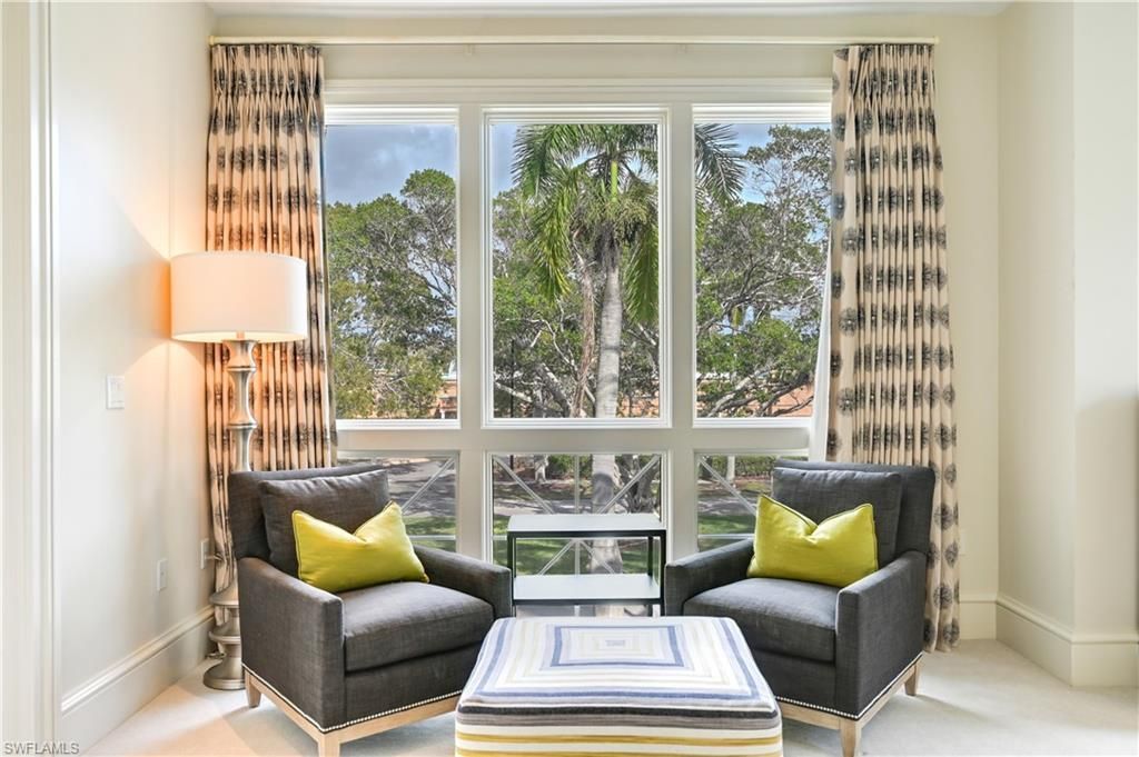 42 6th St S, Naples, FL 34102 Photo