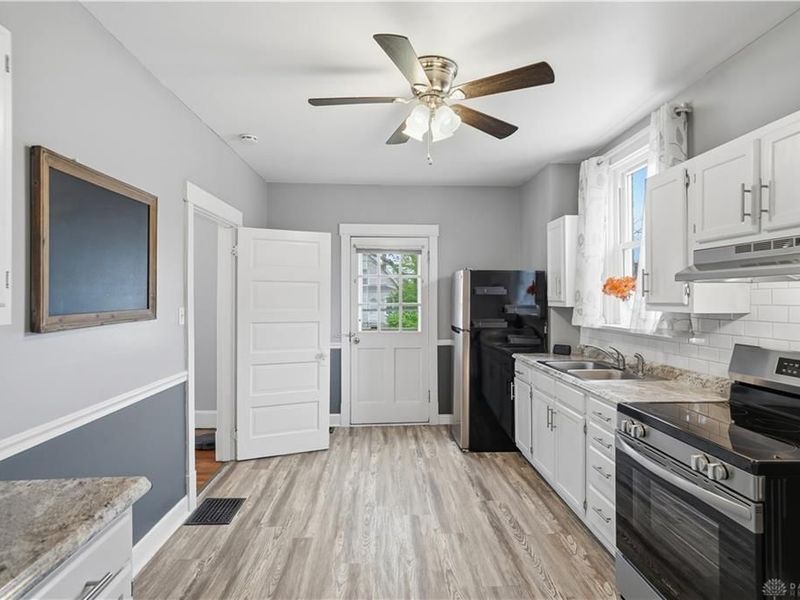 3933 Delmar Avenue, Cincinnati, OH 45211 Photo 17