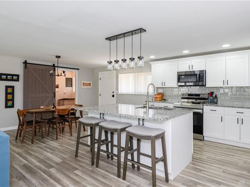 4390 Mahler Drive, Huber Heights, OH 45424 Photo 13