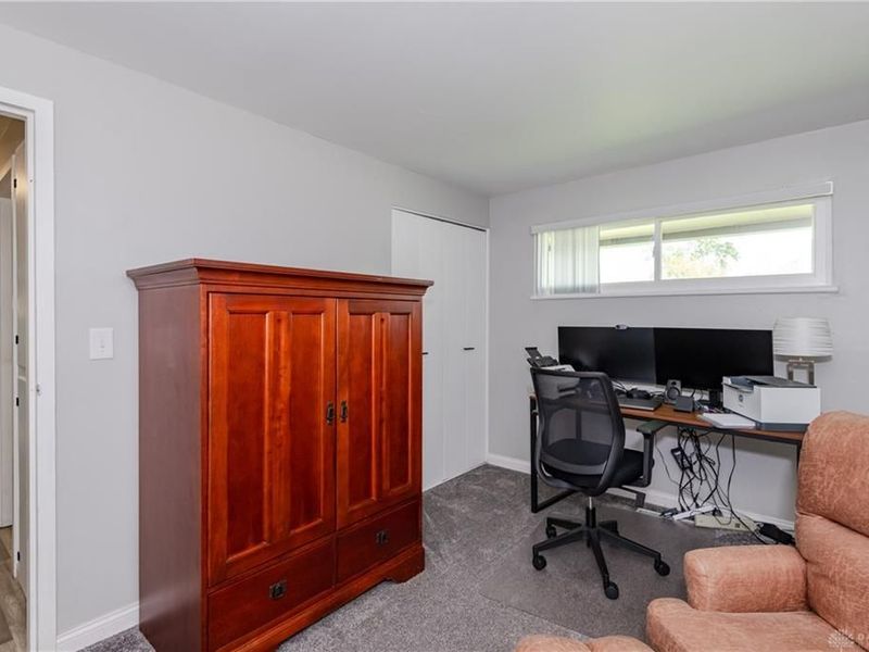 4390 Mahler Drive, Huber Heights, OH 45424 Photo 24