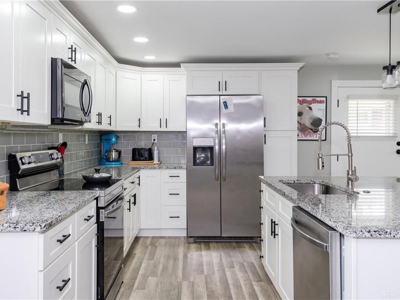 4390 Mahler Drive, Huber Heights, OH 45424 Photo 8