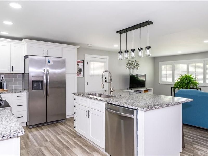 4390 Mahler Drive, Huber Heights, OH 45424 Photo 9