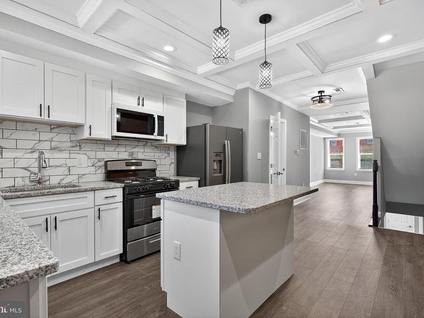 320 Pulaski Street, Baltimore, MD 21223 Main Photo