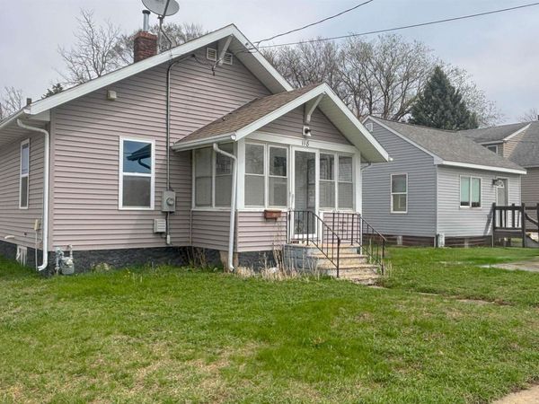 118 25th Street SW, Mason City, IA 50401