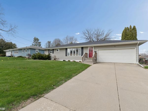 706 6th Street SE, Mason City, IA 50401
