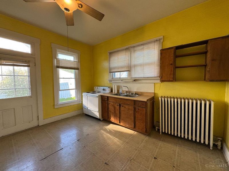 405 W Main Street, Blanchester, OH 45107 Photo 21