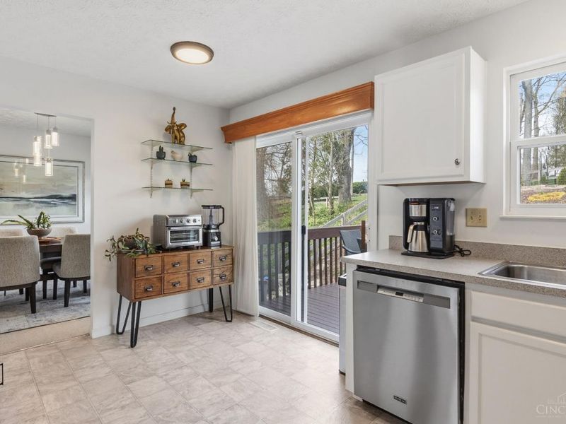 3628 Ridgewood Avenue, Cincinnati, OH 45211 Photo 11