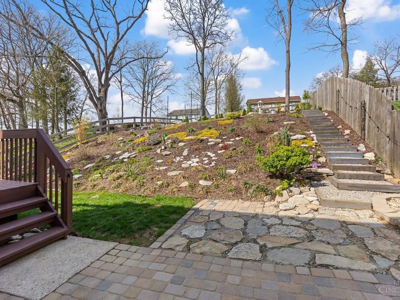 3628 Ridgewood Avenue, Cincinnati, OH 45211 Photo 24