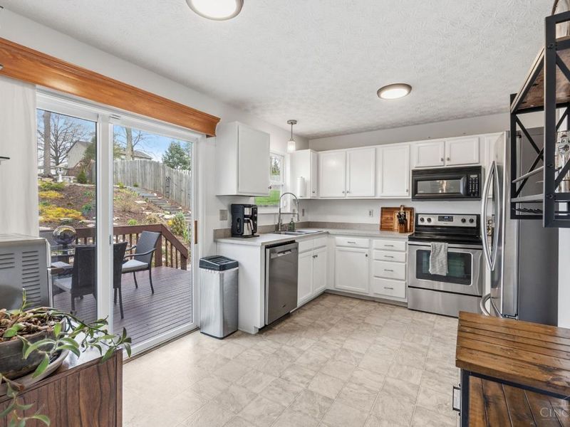 3628 Ridgewood Avenue, Cincinnati, OH 45211 Photo 8