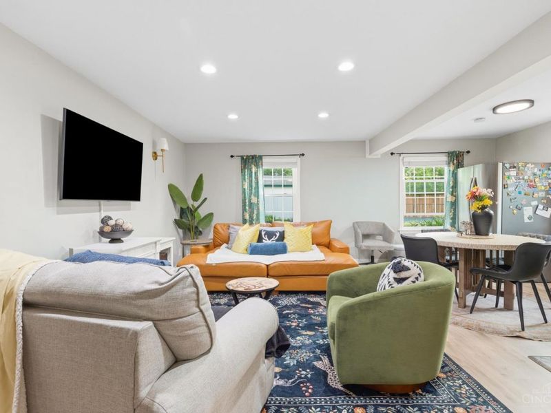 1110 Springfield, Unit A15, Wyoming, OH 45215 Photo 14