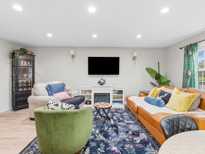 1110 Springfield, Unit A15, Wyoming, OH 45215 Photo 15