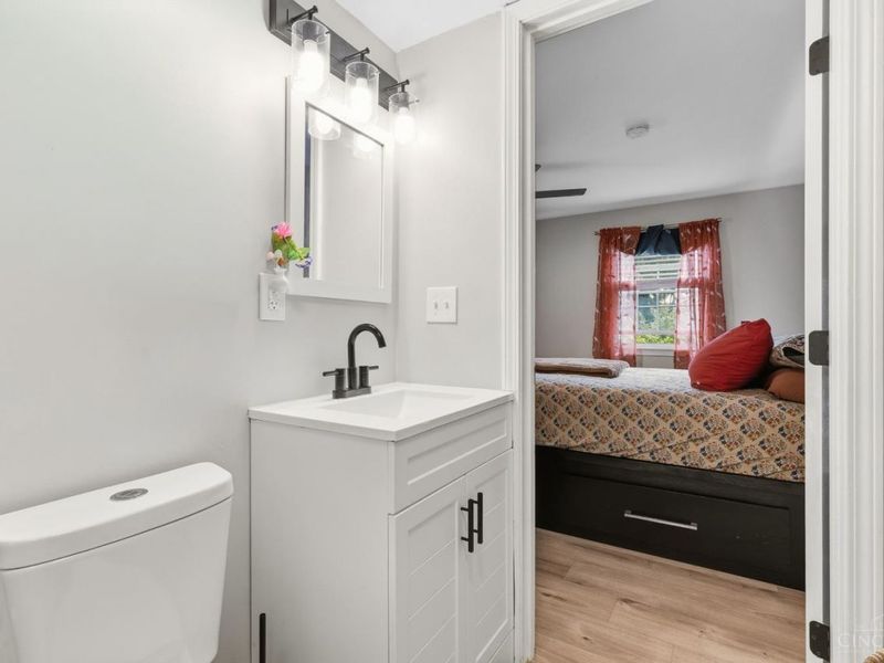 1110 Springfield, Unit A15, Wyoming, OH 45215 Photo 27