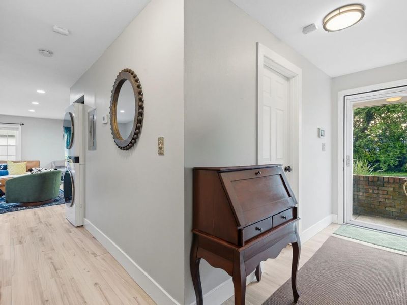 1110 Springfield, Unit A15, Wyoming, OH 45215 Photo 6