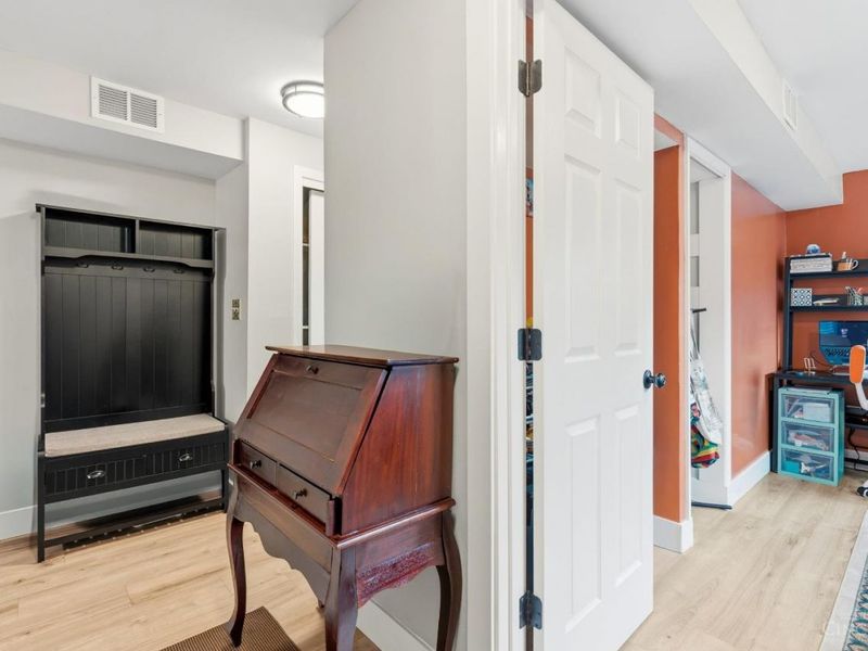 1110 Springfield, Unit A15, Wyoming, OH 45215 Photo 7