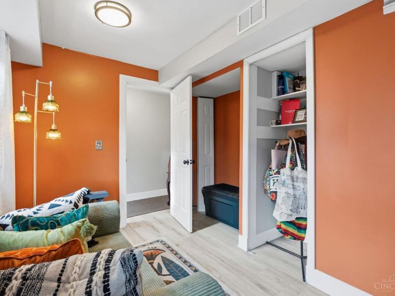 1110 Springfield, Unit A15, Wyoming, OH 45215 Photo 9