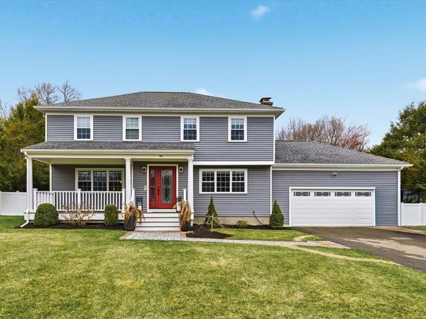 39 Peartree Dr, Westwood, MA 02090