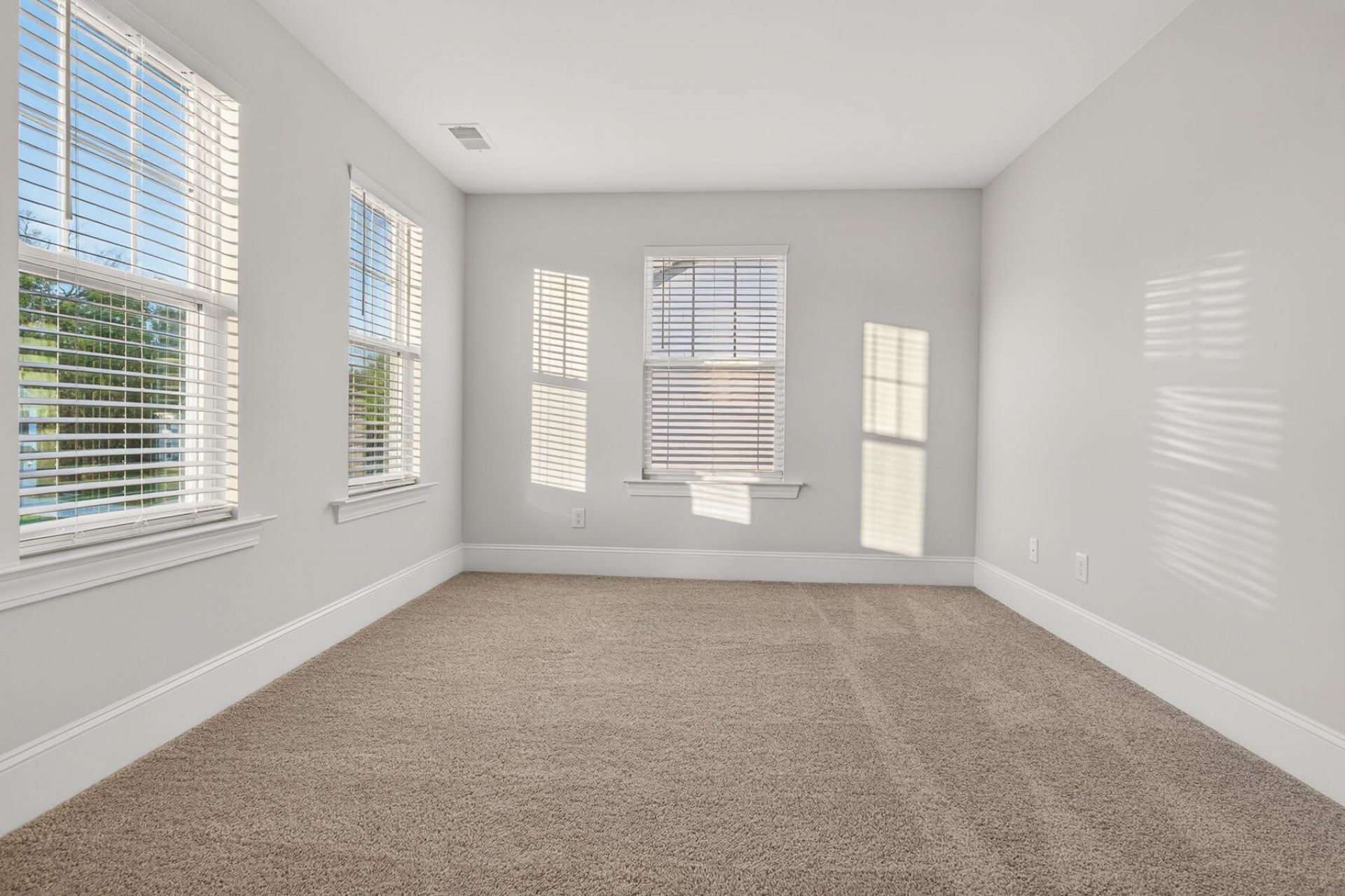 1053 Saltwater Circle Photo 34