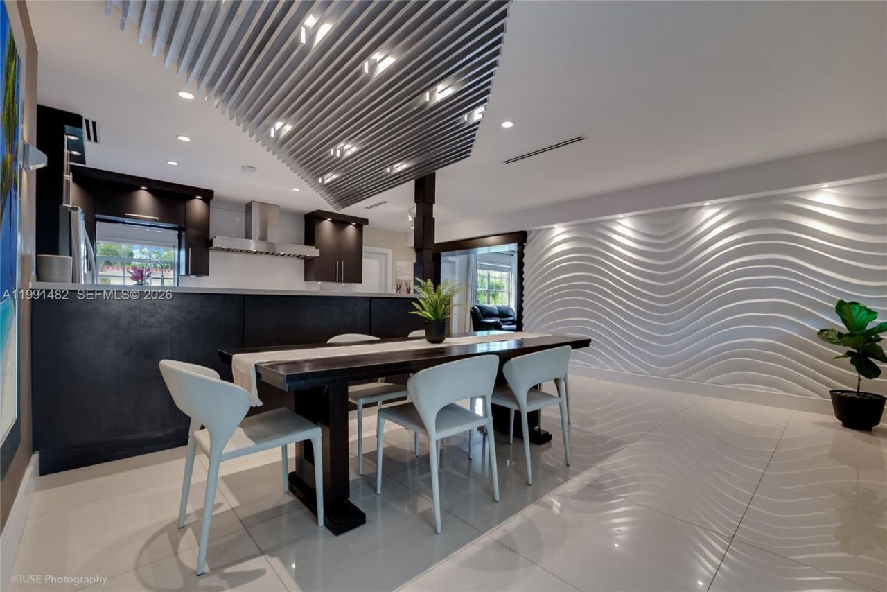 7940 SW 20th Street, Miami, FL 33155 Photo