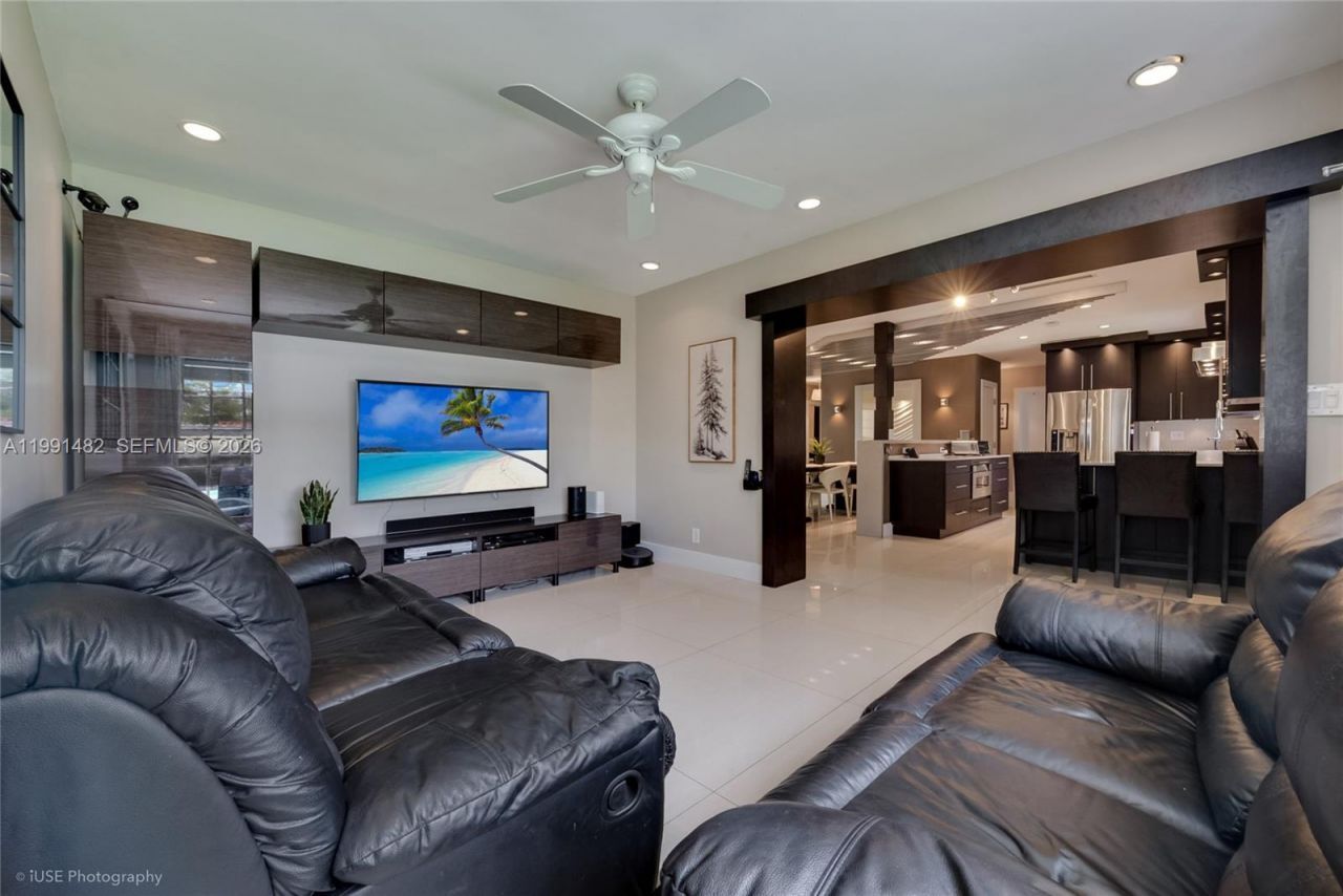 7940 SW 20th Street, Miami, FL 33155 Photo