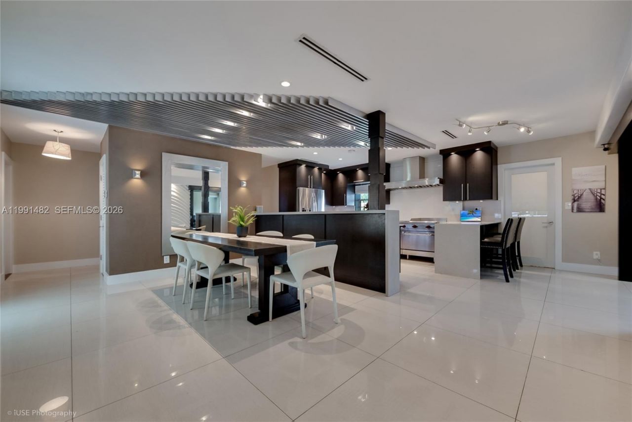 7940 SW 20th Street, Miami, FL 33155 Photo