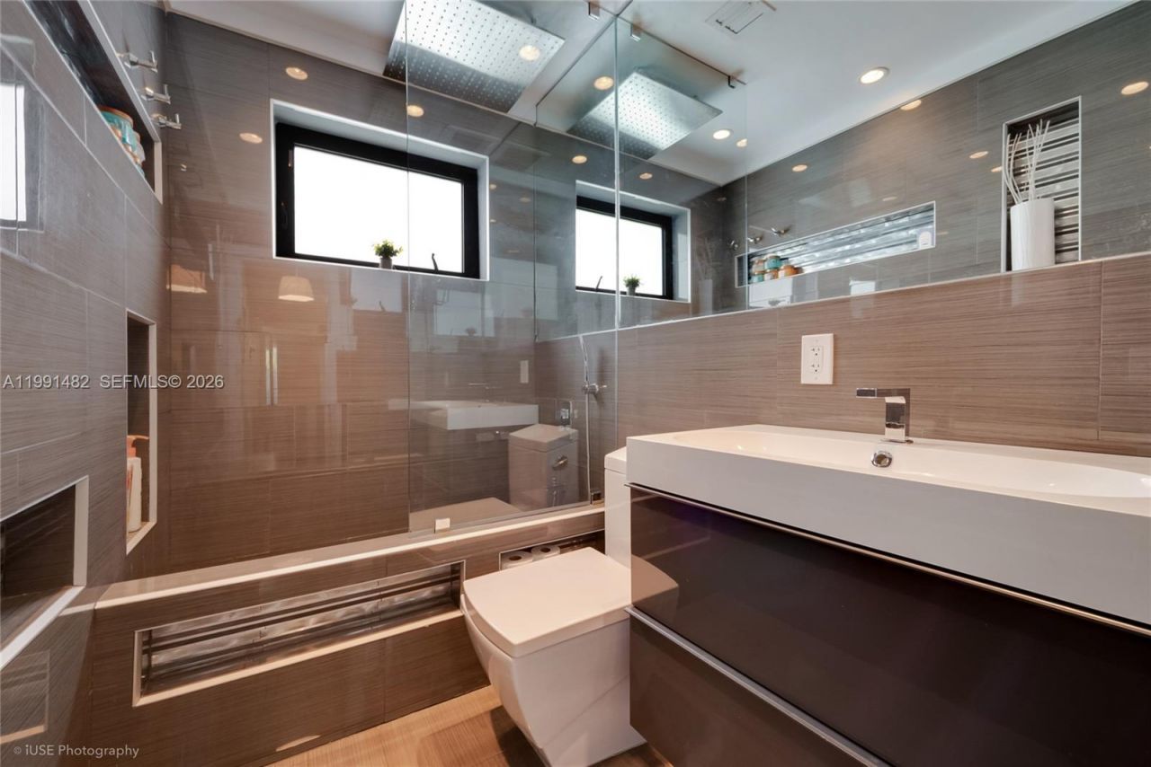 7940 SW 20th Street, Miami, FL 33155 Photo