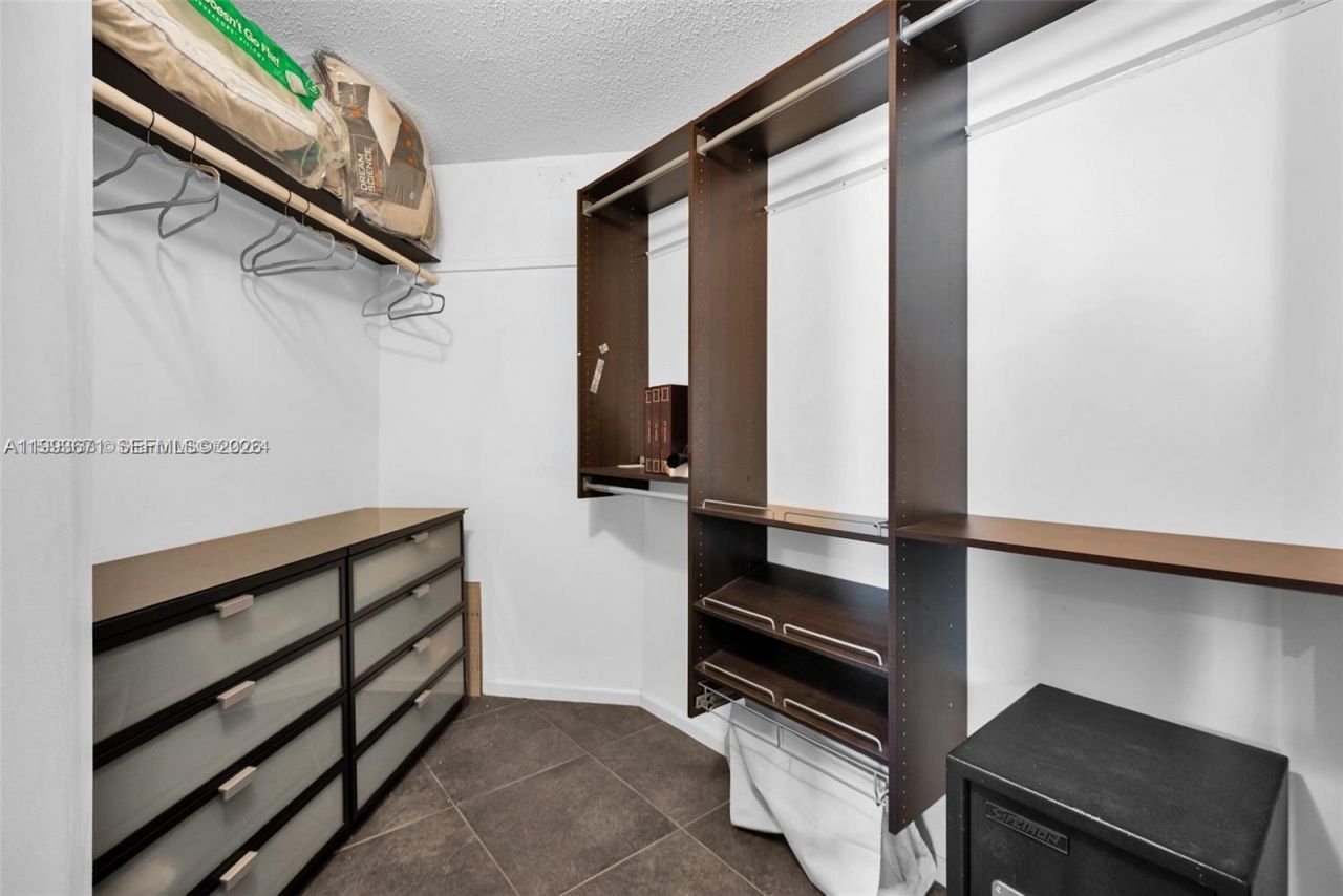 300 Three Islands Blvd, Unit 108, Hallandale Beach, FL 33009 Photo