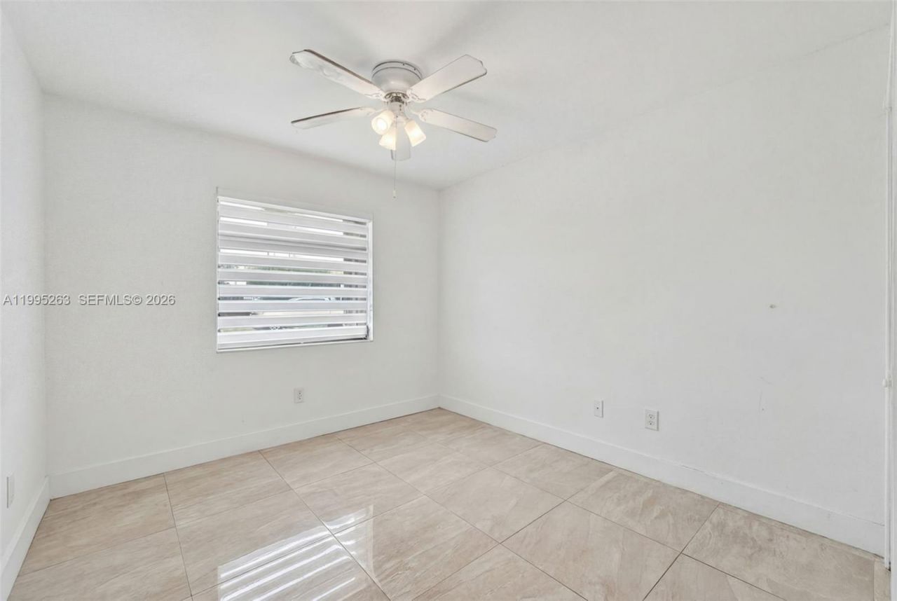 14747 SW 82nd St, Miami, FL 33193 Photo