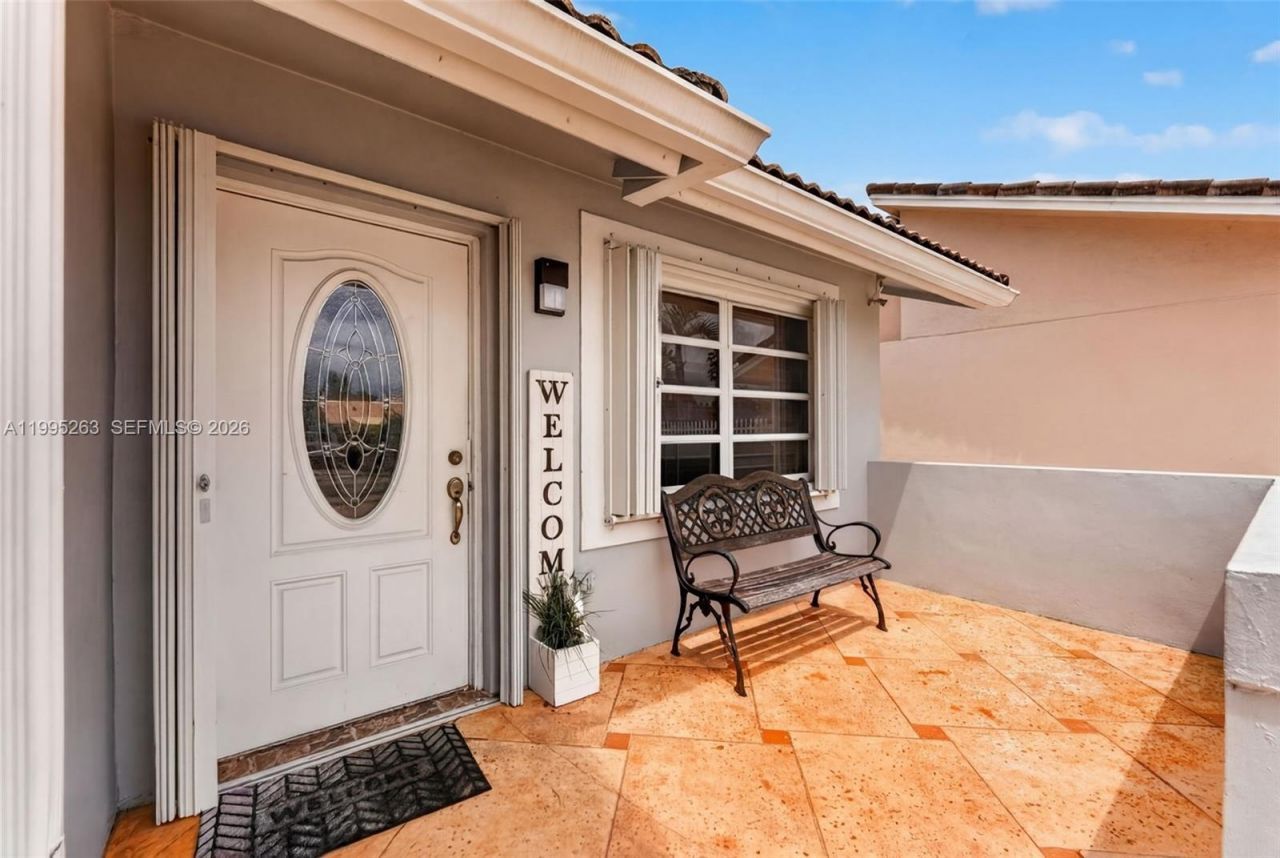 14747 SW 82nd St, Miami, FL 33193 Photo