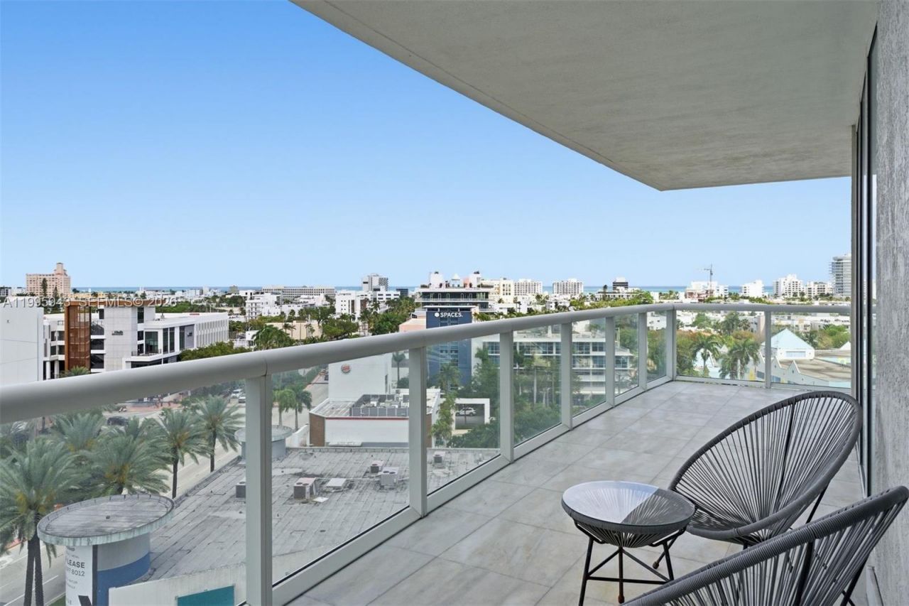 450 Alton Rd, Unit 910, Miami Beach, FL 33139 Photo