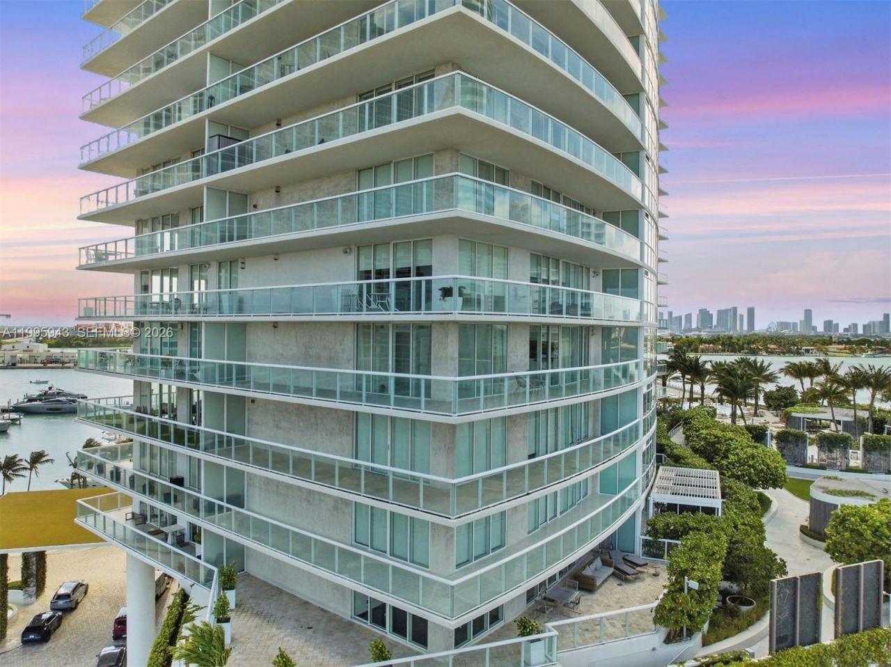 450 Alton Rd, Unit 910, Miami Beach, FL 33139 Photo