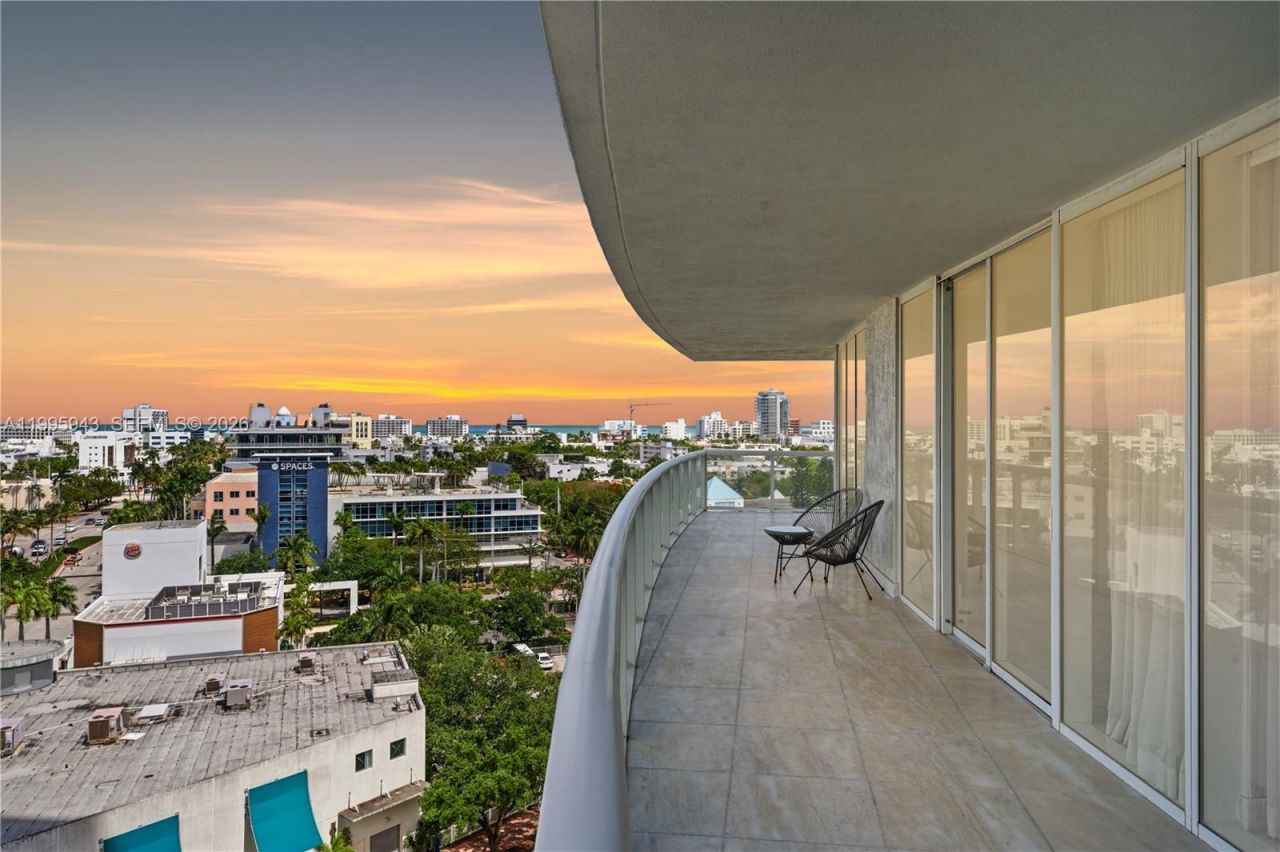 450 Alton Rd, Unit 910, Miami Beach, FL 33139 Photo