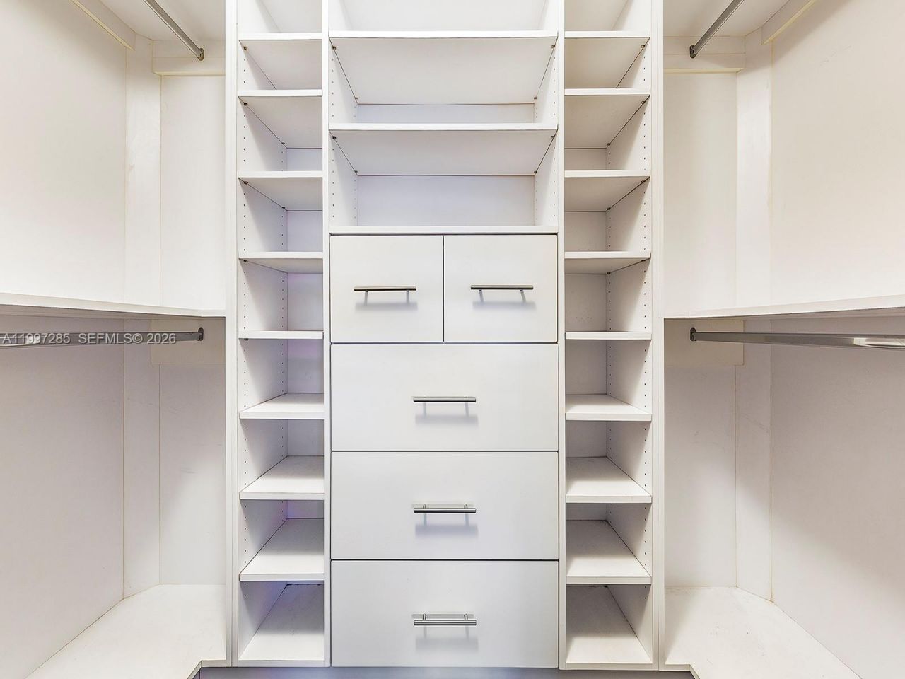 1330 West Ave, Unit 1701, Miami Beach, FL 33139 Photo