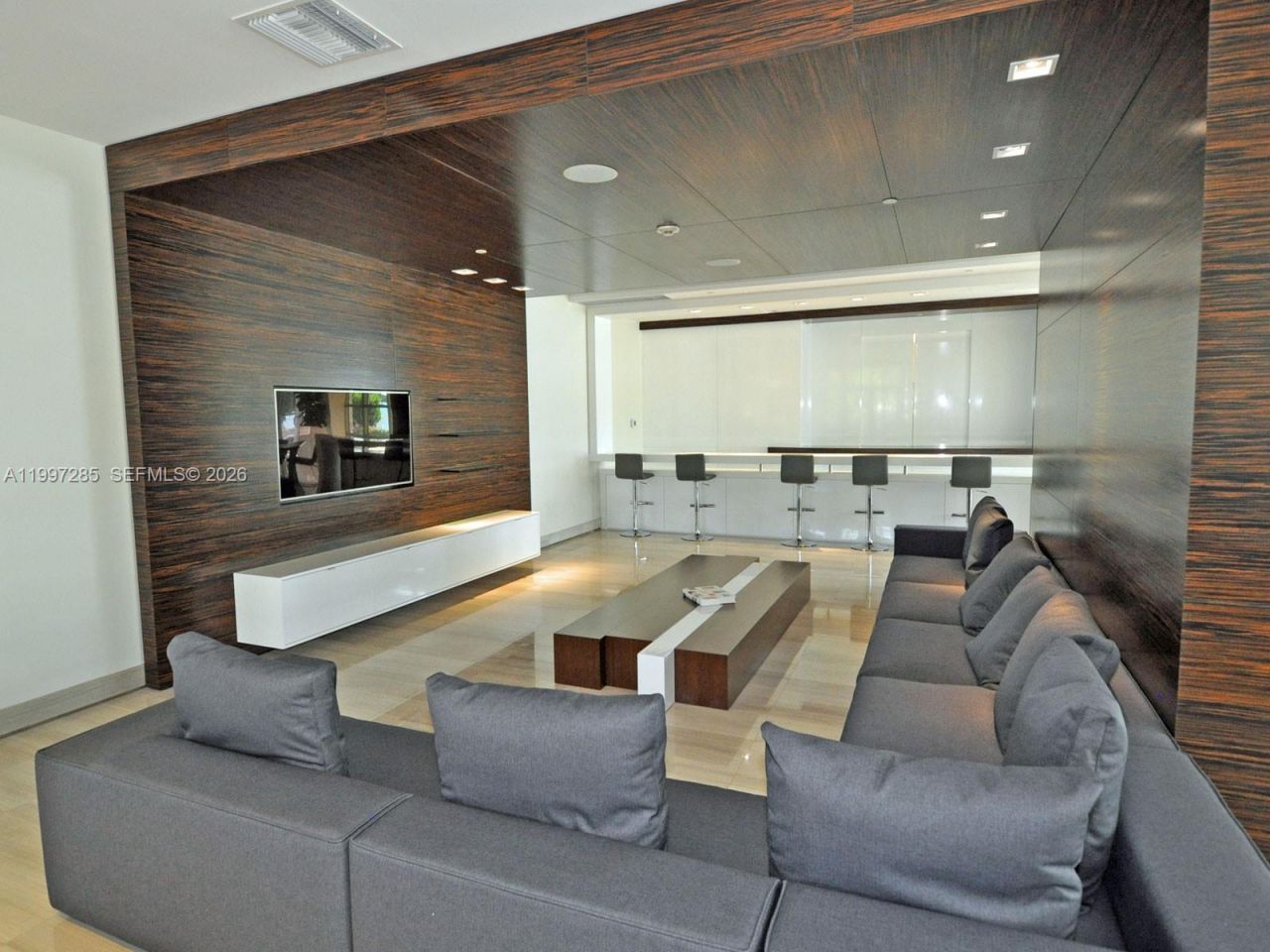 1330 West Ave, Unit 1701, Miami Beach, FL 33139 Photo