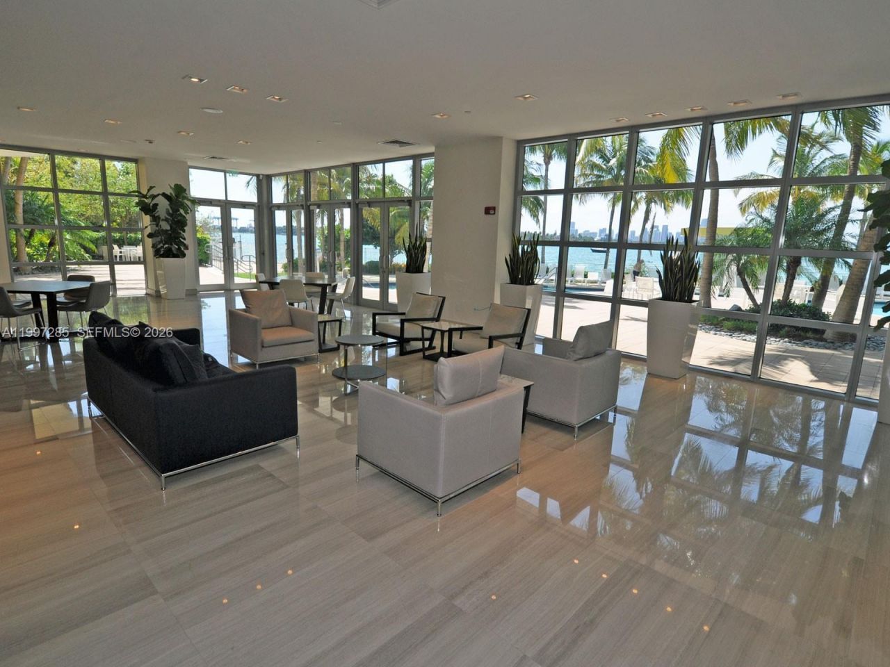 1330 West Ave, Unit 1701, Miami Beach, FL 33139 Photo