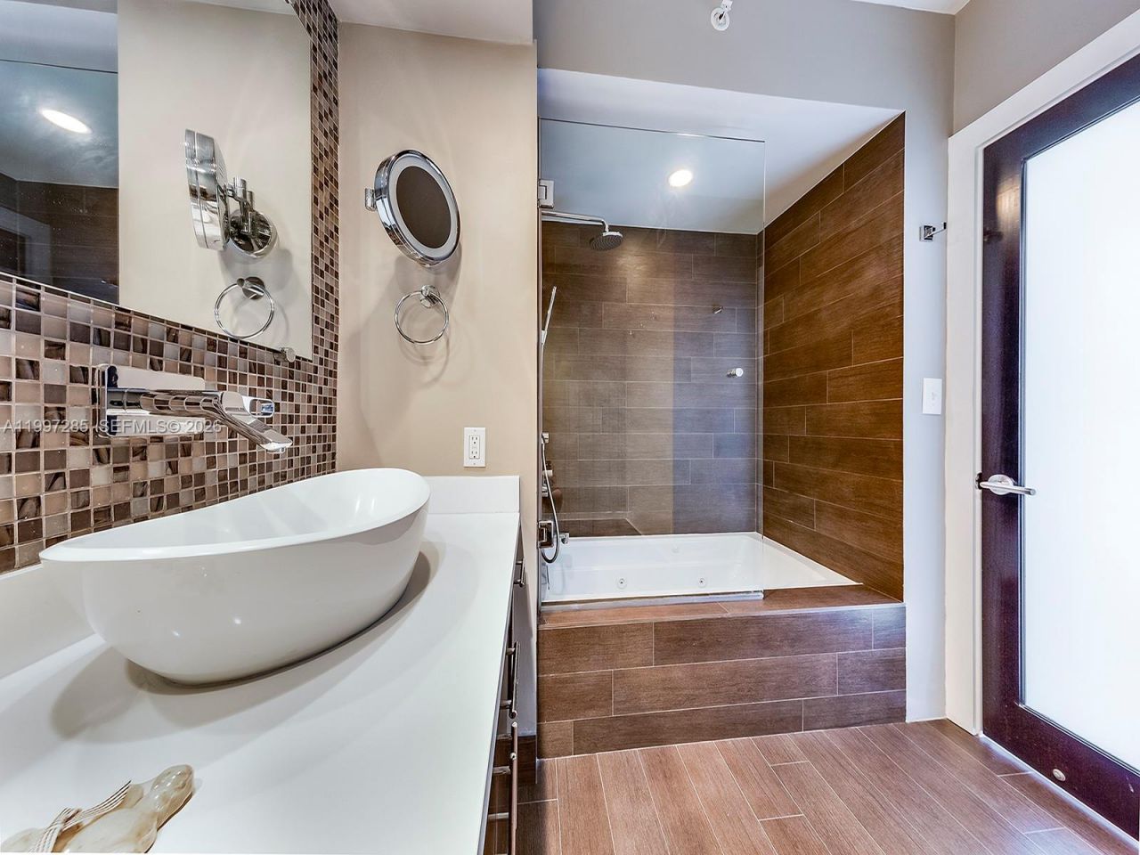 1330 West Ave, Unit 1701, Miami Beach, FL 33139 Photo