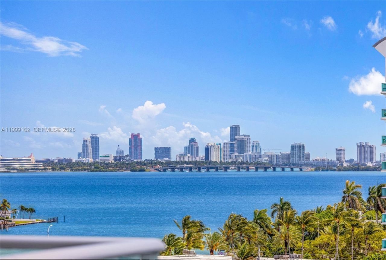 7928 East Dr, Unit 902, North Bay Village, FL 33141 Photo
