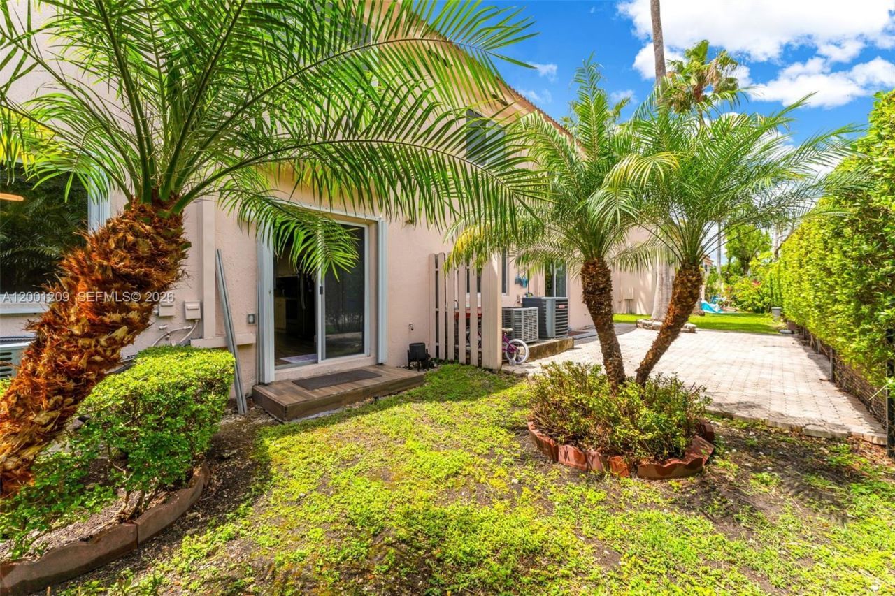 2721 SE 12th Pl, Unit 102, Homestead, FL 33035 Photo