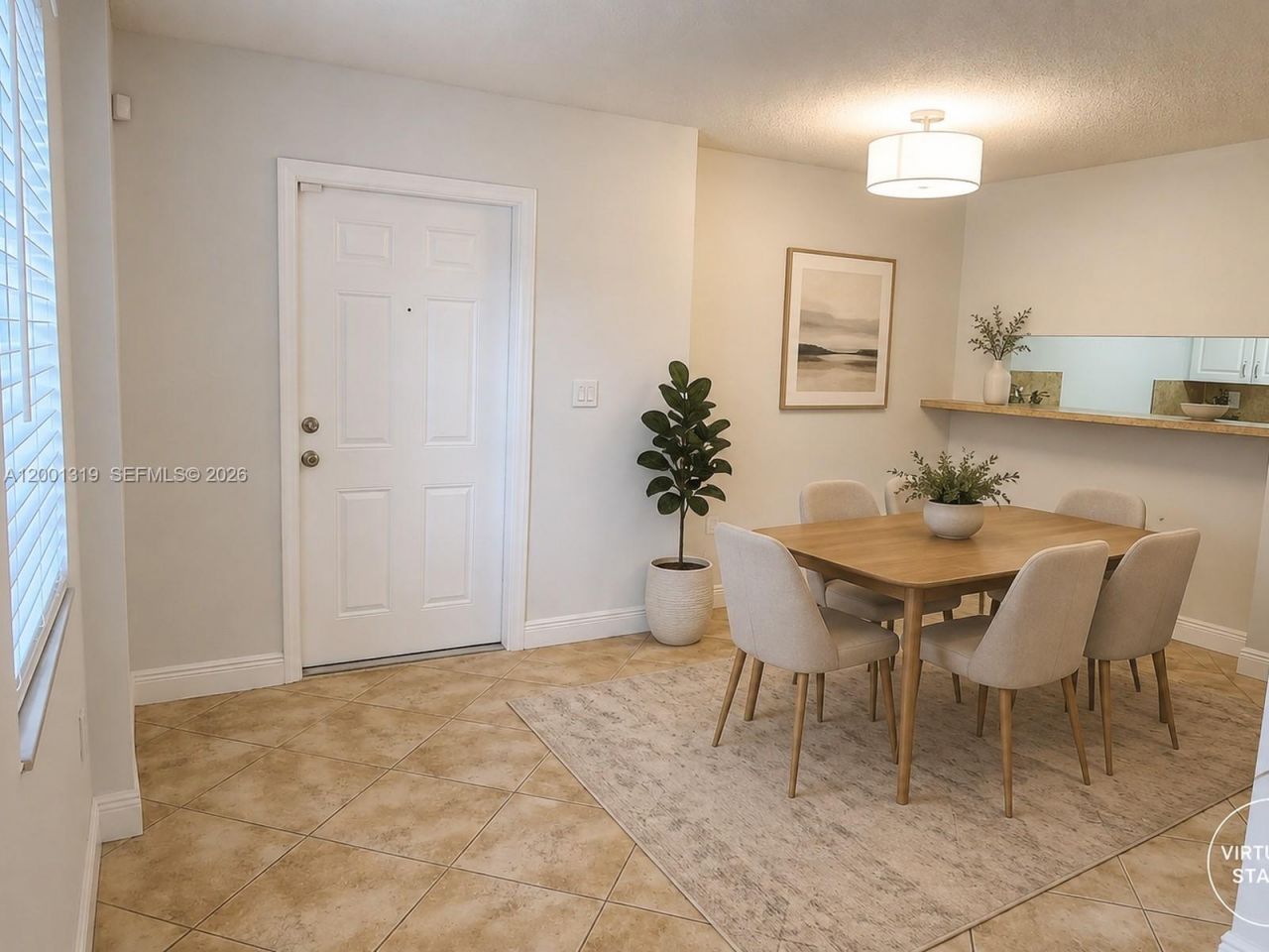29 Santillane Ave, Unit 2, Coral Gables, FL 33134 Photo