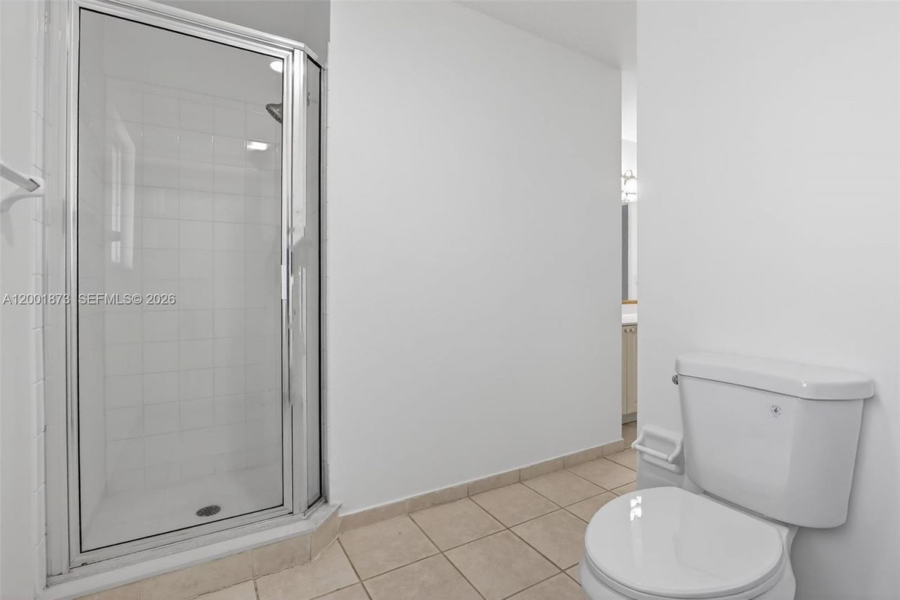 10907 W Broward Blvd, Plantation, FL 33324 Photo