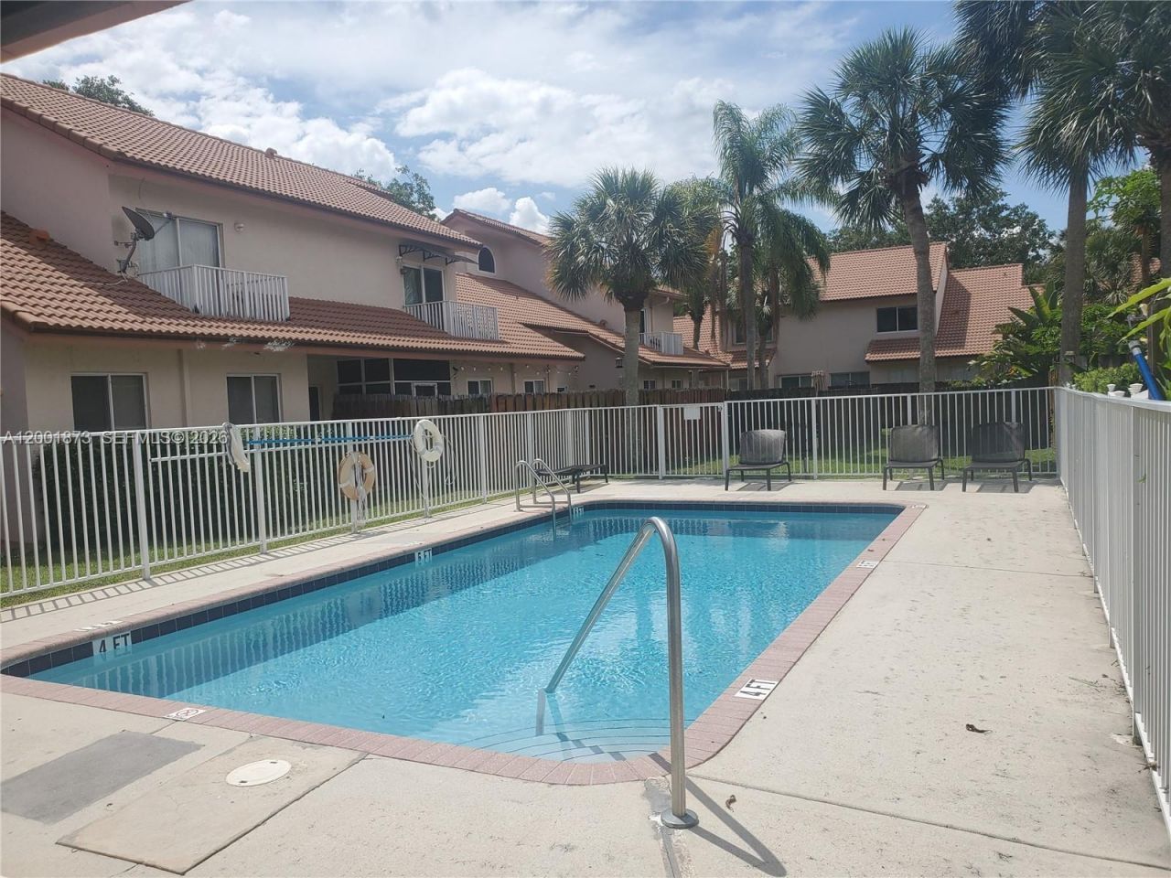 10907 W Broward Blvd, Plantation, FL 33324 Photo